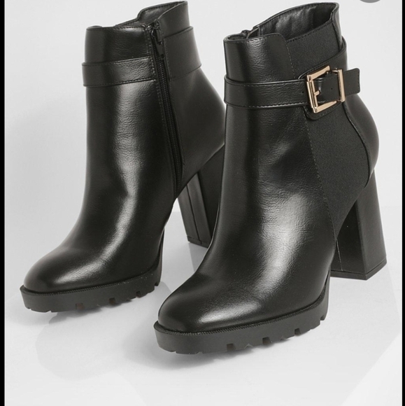 TRUFFLE Collection booties - Picture 2 of 6